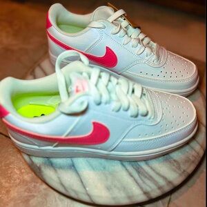 Pink & White Nike Sneakers Size 6